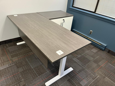 U-shaped desk + cabinet