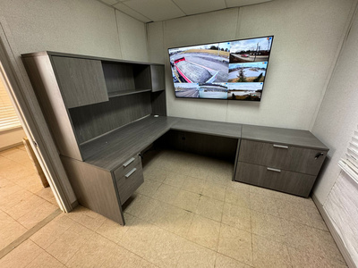 Height-adjustable desk - grade 3