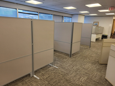Freestanding straight line walls