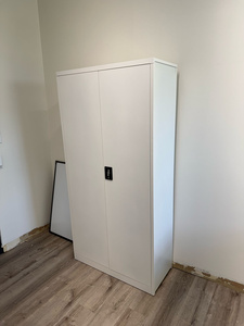 Metal storage cabinet