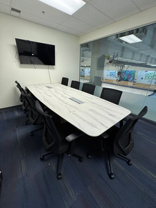 Off-wall meeting table