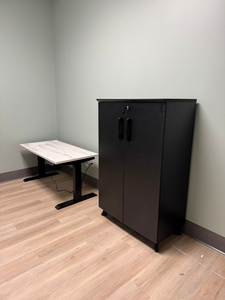 Storage cabinet