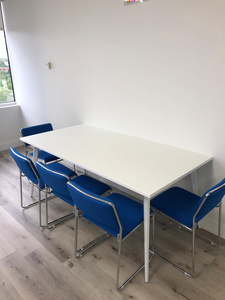 Shared l-shaped office desk system