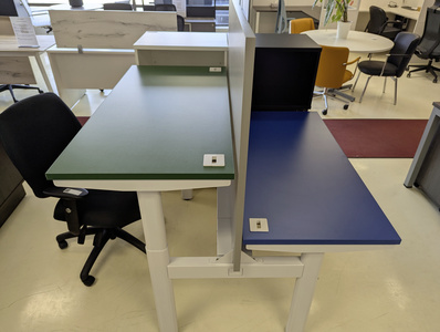 Shared electric desk + cabinet