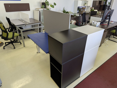 Shared electric desk + cabinet