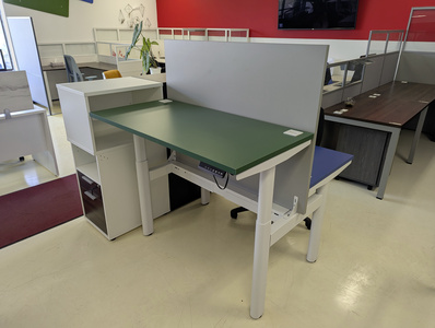 Shared electric desk + cabinet