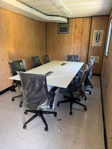Meeting table