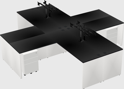 Bureaux de bureau quadruples en forme de l