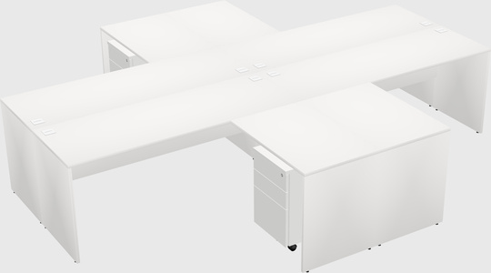 Bureaux de bureau quadruples en forme de l