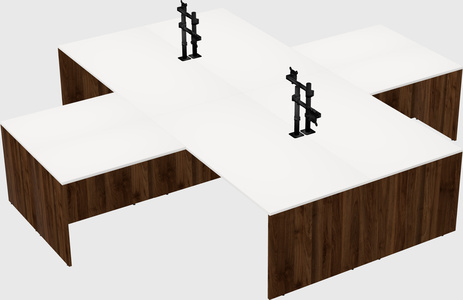 Bureaux de bureau quadruples en forme de l