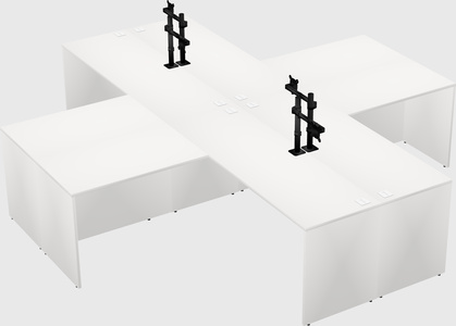Bureaux de bureau quadruples en forme de l