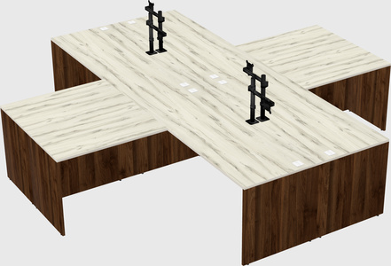 Bureaux de bureau quadruples en forme de l