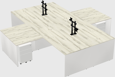 Bureaux de bureau quadruples en forme de l