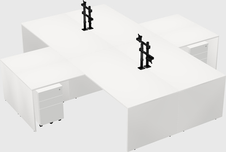 Bureaux de bureau quadruples en forme de l