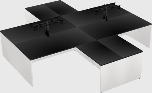 Bureaux de bureau quadruples en forme de l