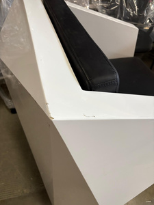 Chaise longue haute brillance utilisÉe/en l'État