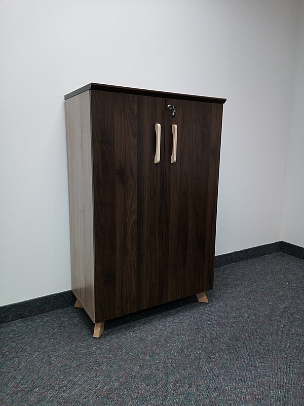 Storage cabinet