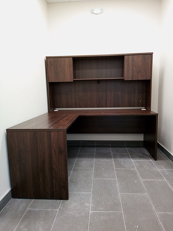 Desk hutch
