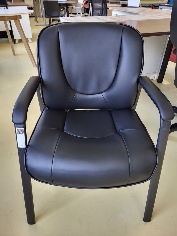 Centro | guest chair