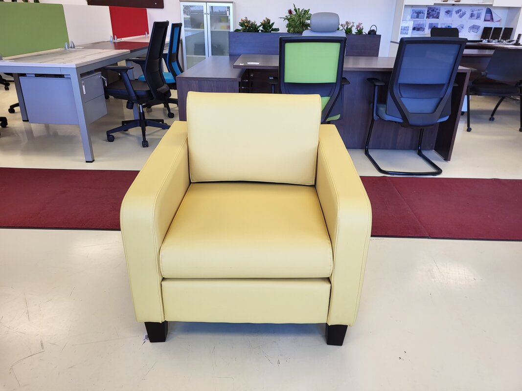 Lounge chair