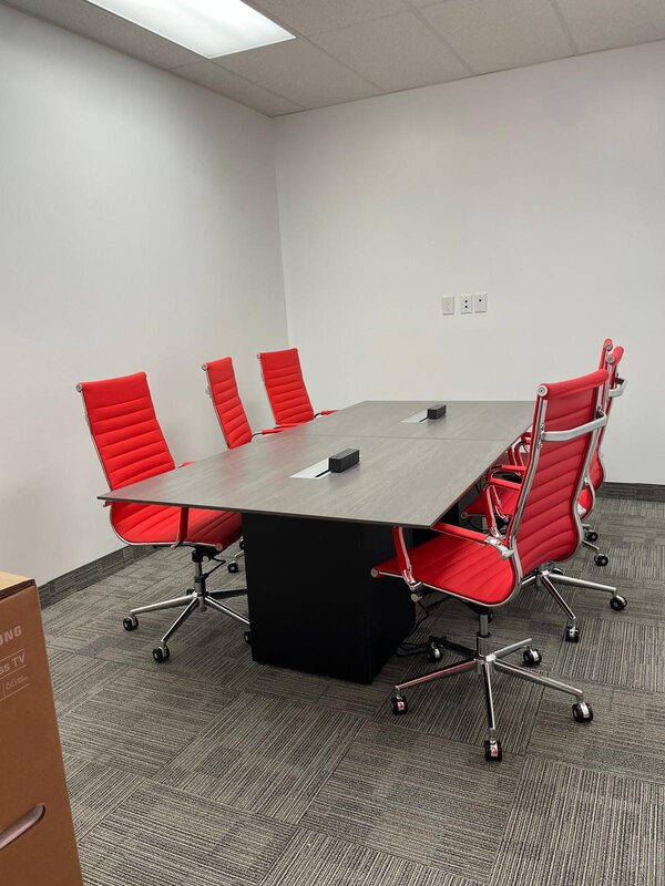 Meeting table