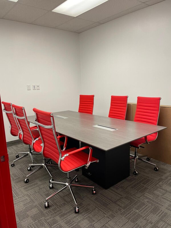 Meeting table