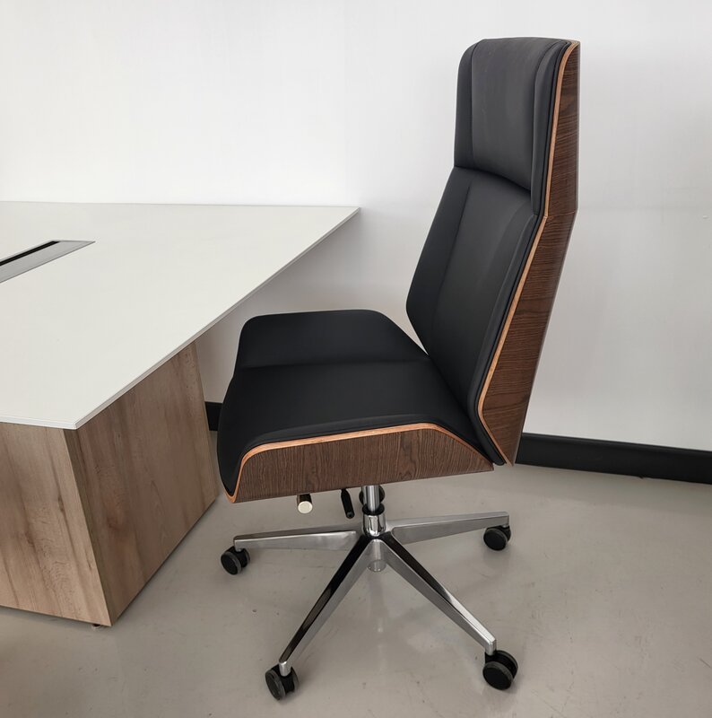 Executive chair - grade 4