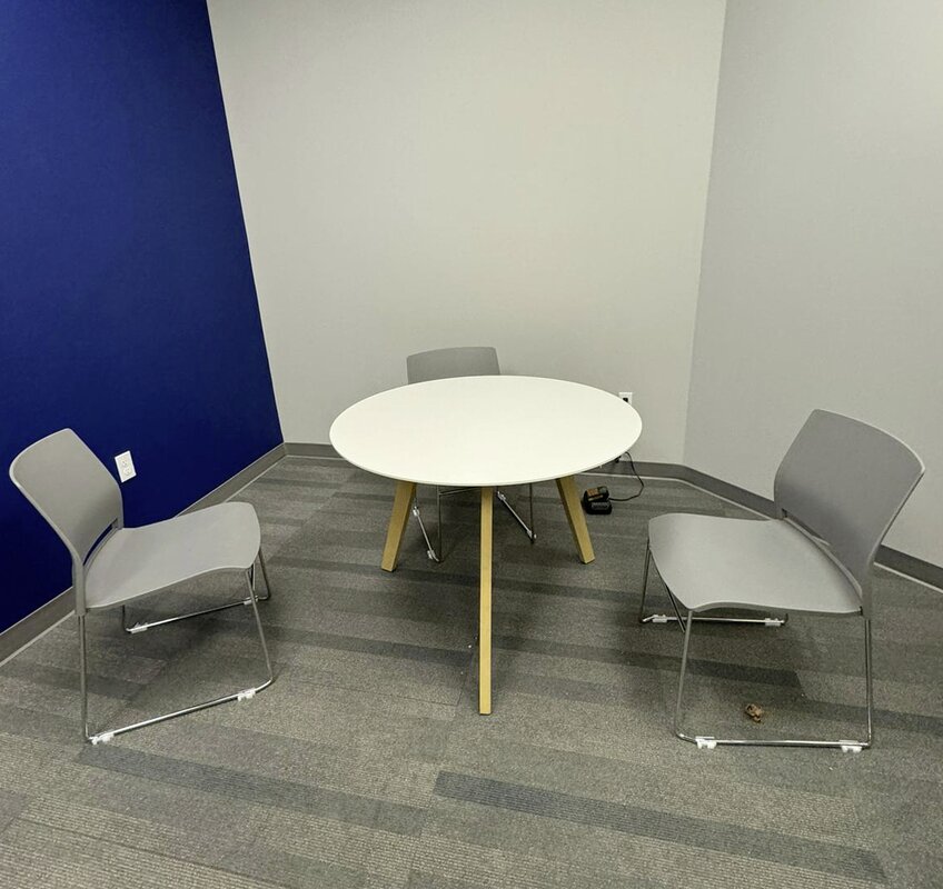 Round meeting table