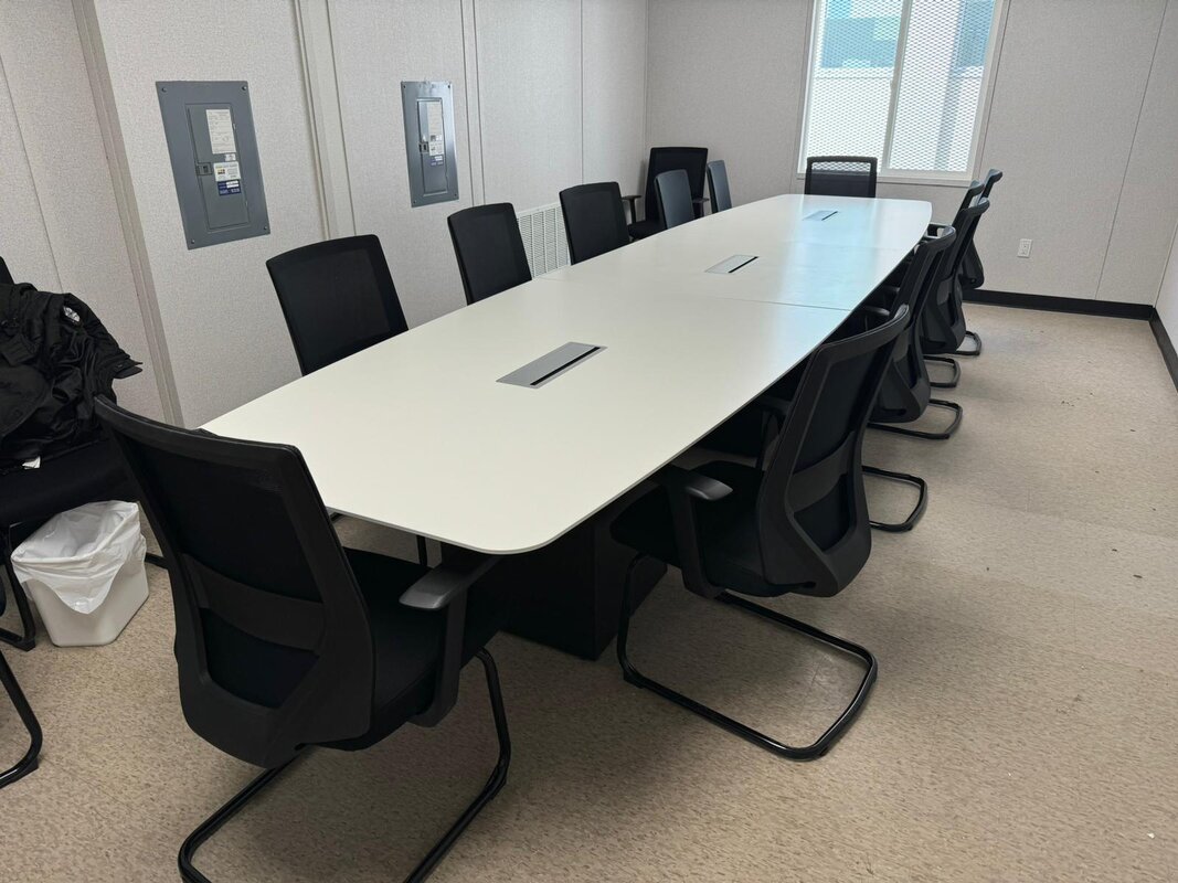 Visitor chair