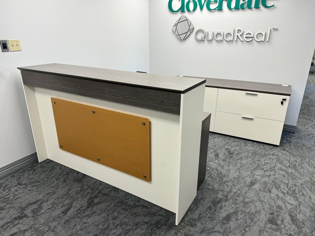 Rectangular reception desk