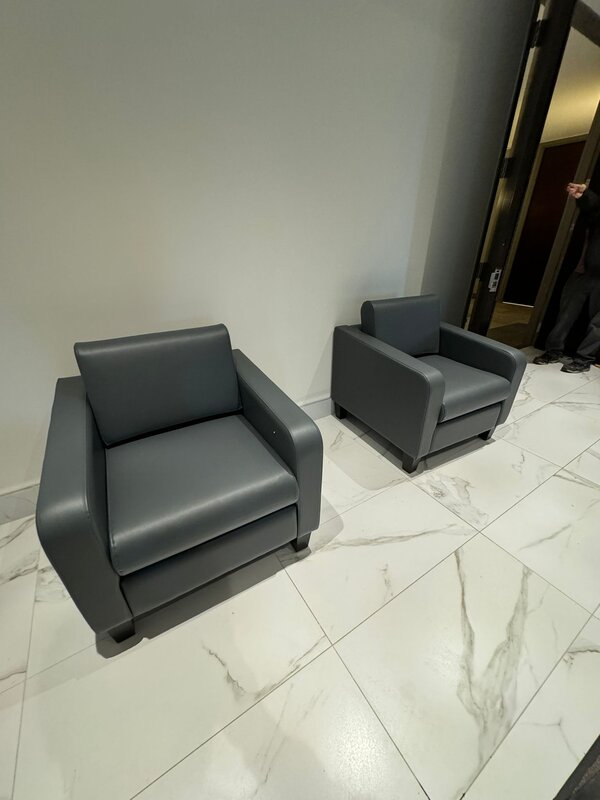 Lounge chair
