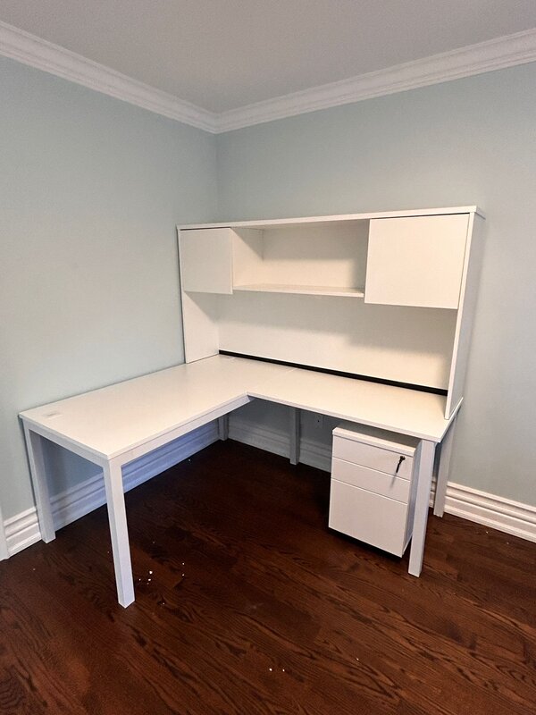 Pont de bureau en bois