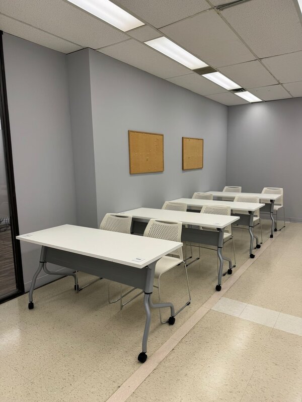 Flip-top table