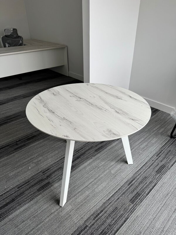 Round meeting table