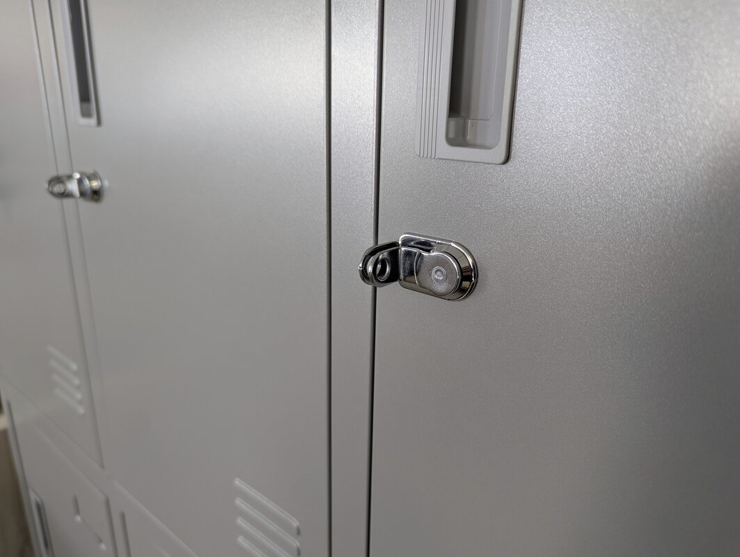 Modular lockers