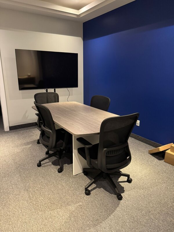 Task chair