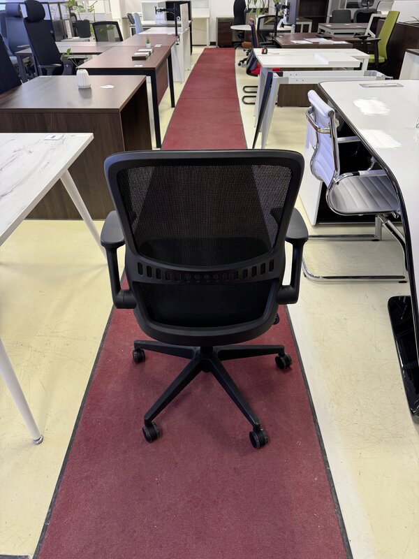 Task chair