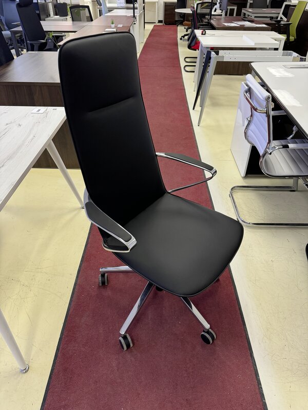 Executive chair