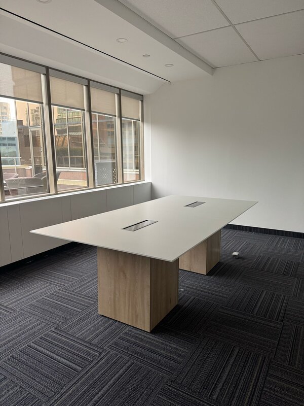 Meeting table