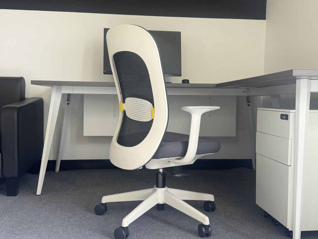 Task chair