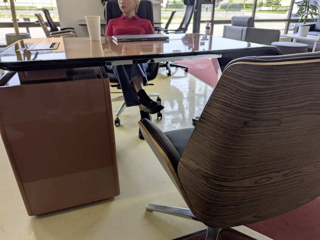 Executive chair - grade 4