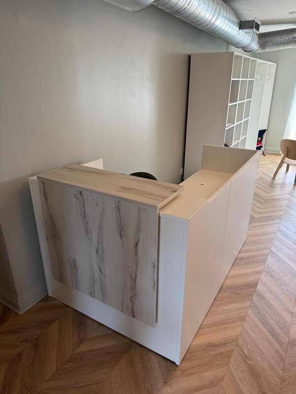 L-shaped Modular Reception