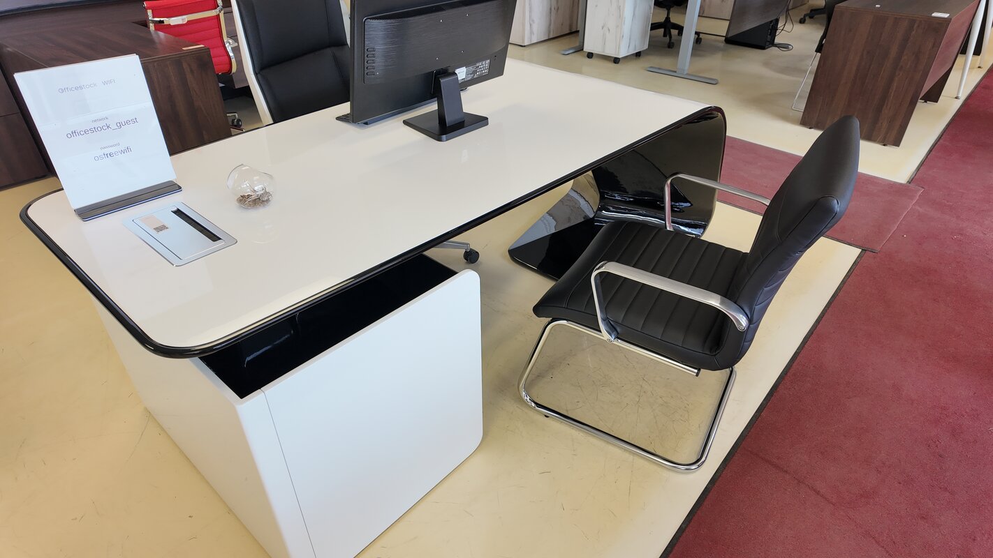 Guest/visitor Chair