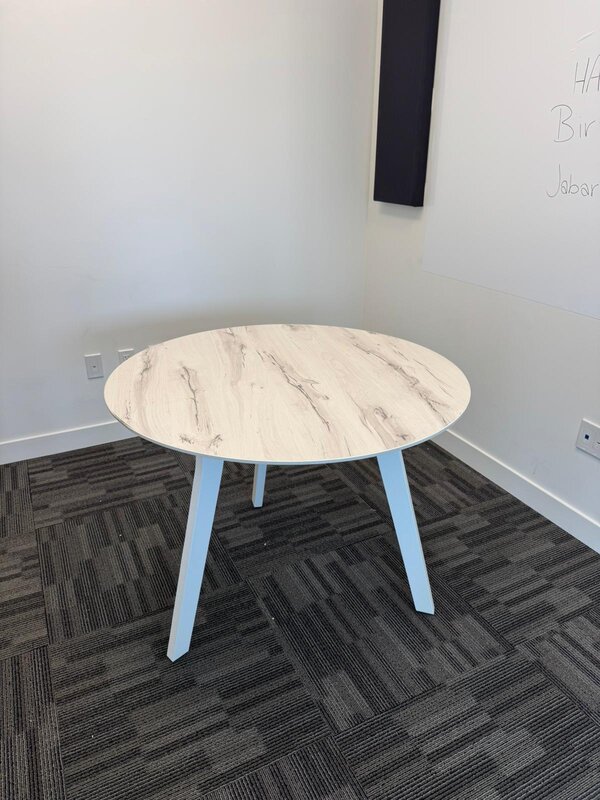 Round Meeting Table