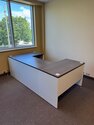 Salles d'exposition de mobilier de bureau en libre-service
