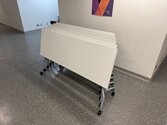 Salles d'exposition de mobilier de bureau en libre-service