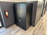 Salles d'exposition de mobilier de bureau en libre-service