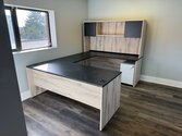Salles d'exposition de mobilier de bureau en libre-service
